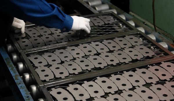 Inspect and accept the backing plates used for bonding the friction material.