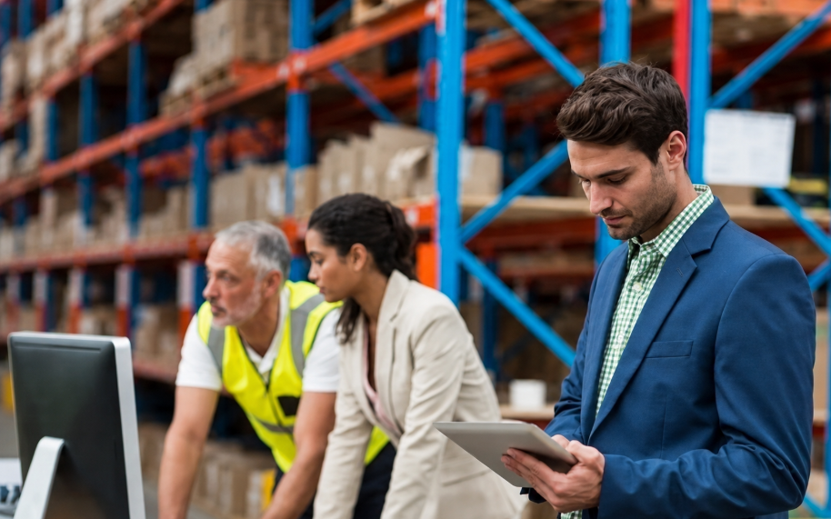 Buyer evaluating a brake lining manufacturer for commercial vehicle sourcing
